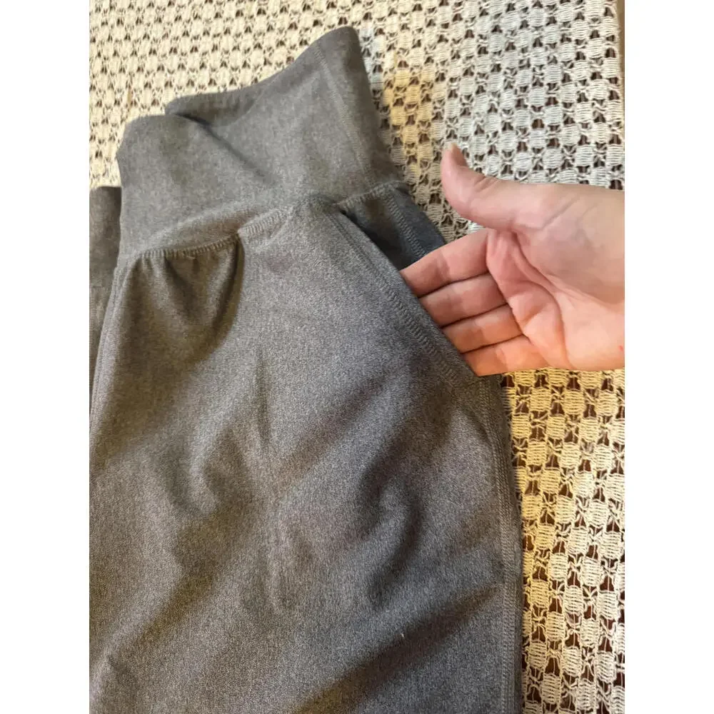 Nike Hoodie and Old Navy High-Rise Leggings Activewear Set Medium Gray - Picture 8 of 11